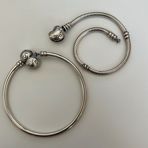 Set of 2 Pandora bracelet